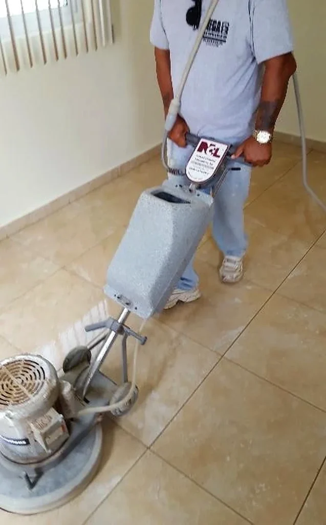 Floor polishing from the business portfolio
